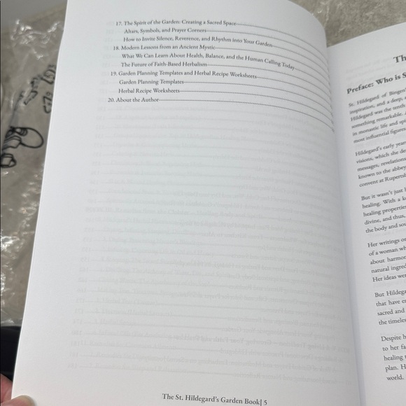 The St. Hildegard's Garden Book Five books in One by Pascal Simeon. Like New! - Picture 6 of 12